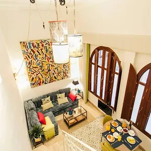 New With Height- 2bd 1bth- Pajaritos Séville